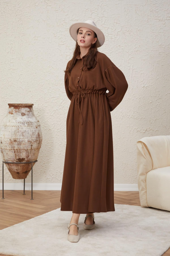 LONG KNITTED DRESS - BROWN